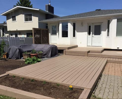 home-deck-painting Calgary